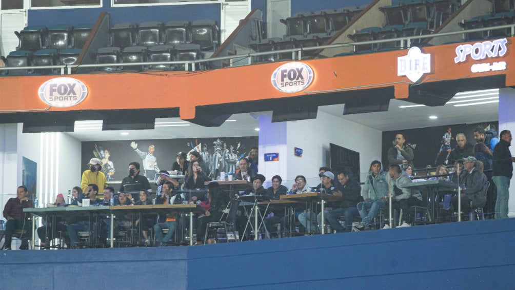 Afición en el Estadio Hidalgo en el Pachuca vs Pumas