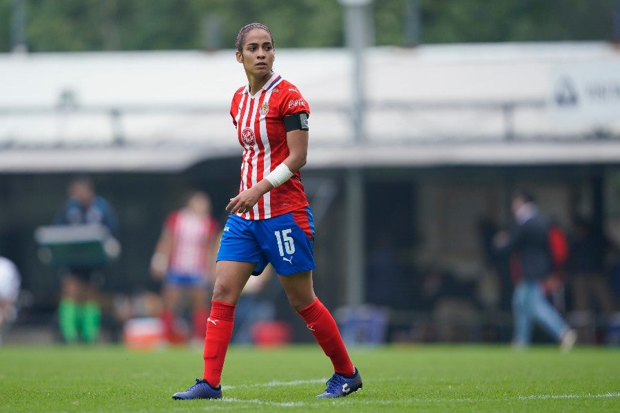 Carolina Jaramillo durante un partido con Chivas