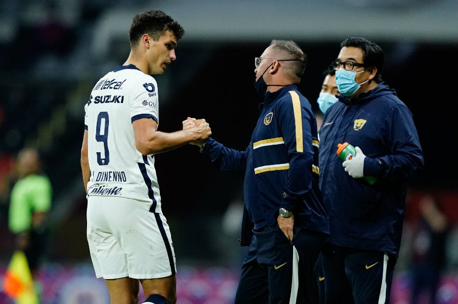 IMAGO7 Dinenno en saludo con Andrés Lillini