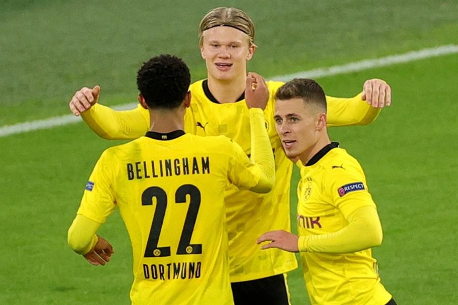 Haaland celebrando un gol con el Dortmund