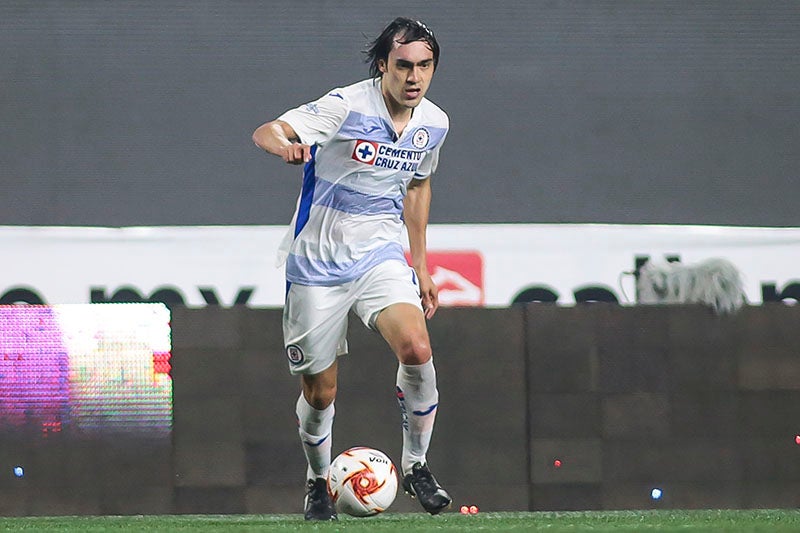 Shaggy Martínez durante un duelo con Cruz Azul 