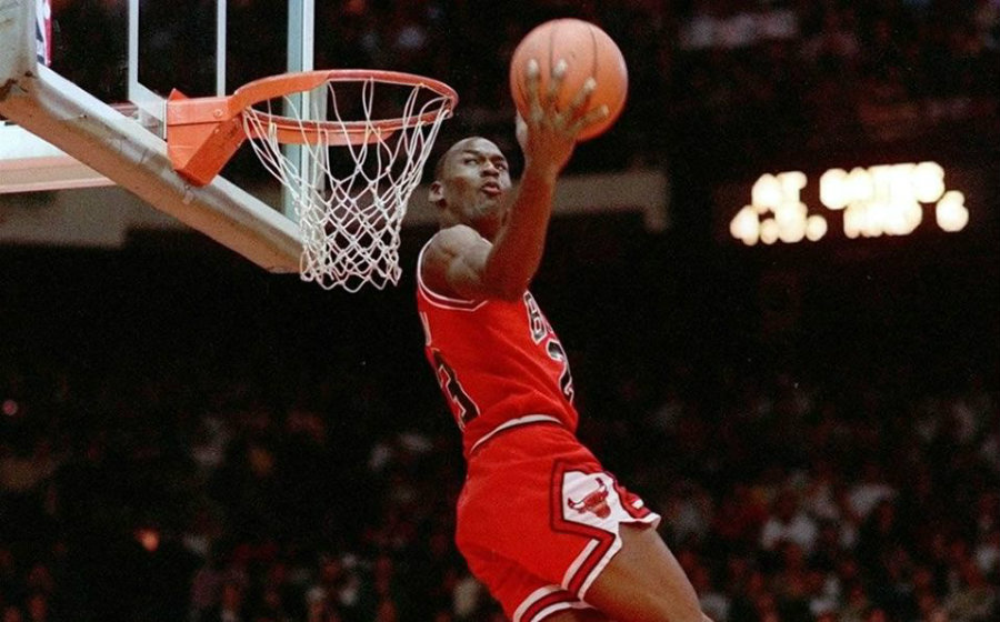 Michael Jordan en partido con los Chicago Bulls