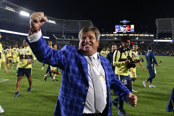 Miguel Herrera como técnico del América