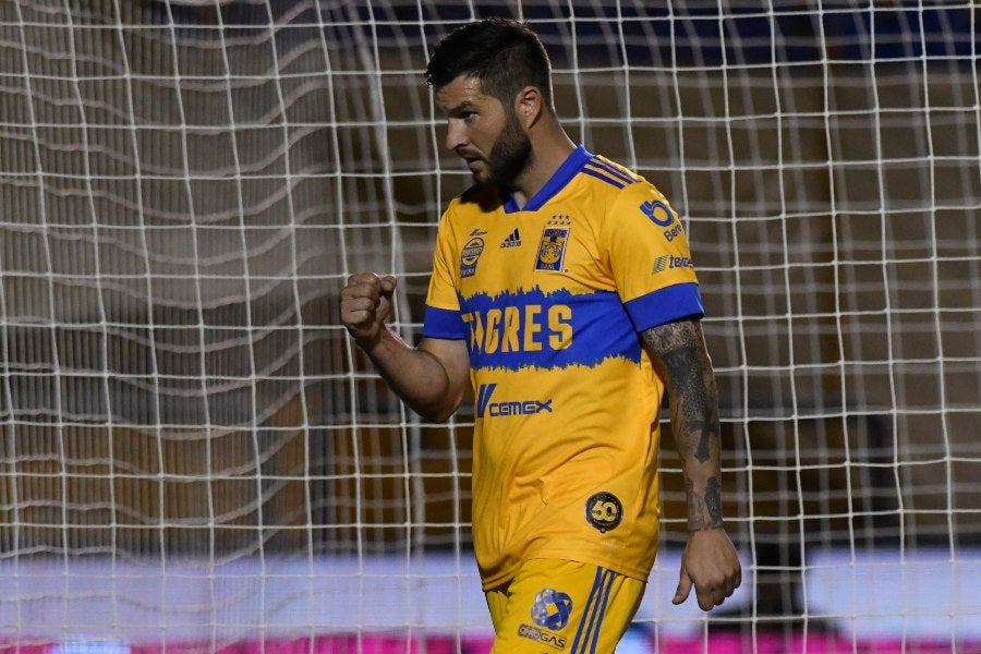 André-Pierre Gignac en un partido de Tigres