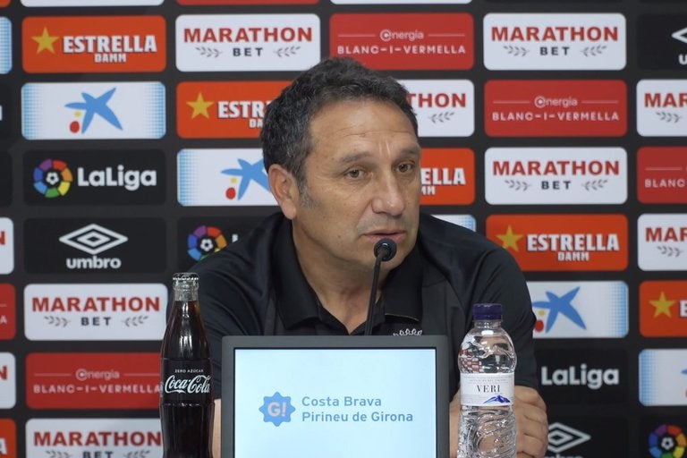 Eusebio Sacristán en conferencia de prensa