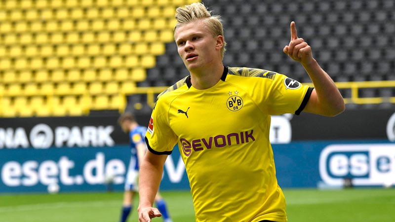 El noruego celebra un gol con el Borussia Dortmund