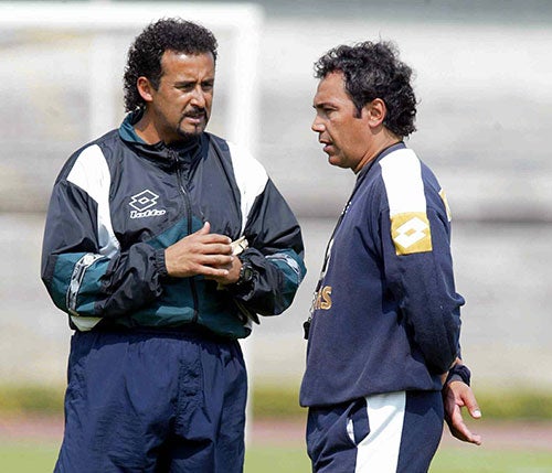 Hugo junto a Olaf Heredia en Pumas 