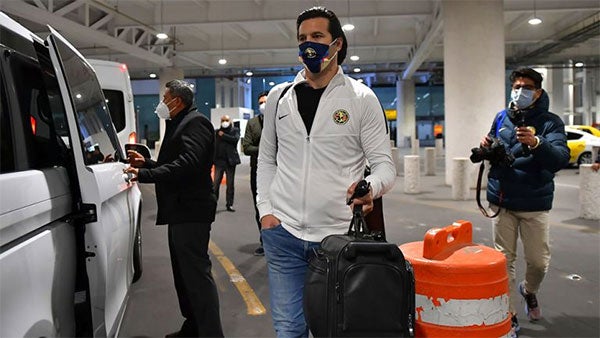 Santiago Solari a su llegada a México