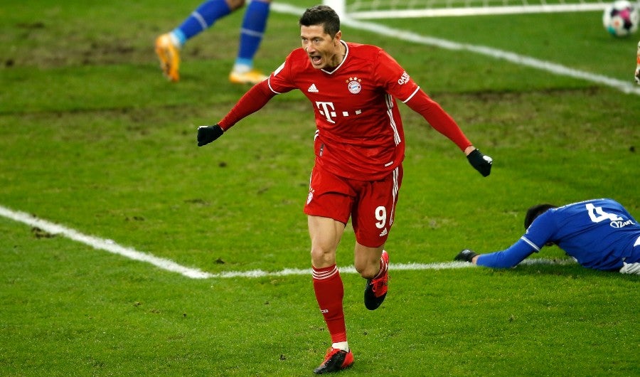 Robert Lewandowski celebrando un gol a favor del Bayern