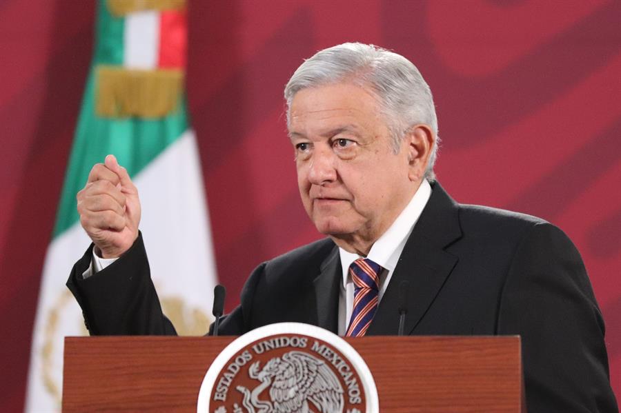 López Obrador reapareció ante las cámaras