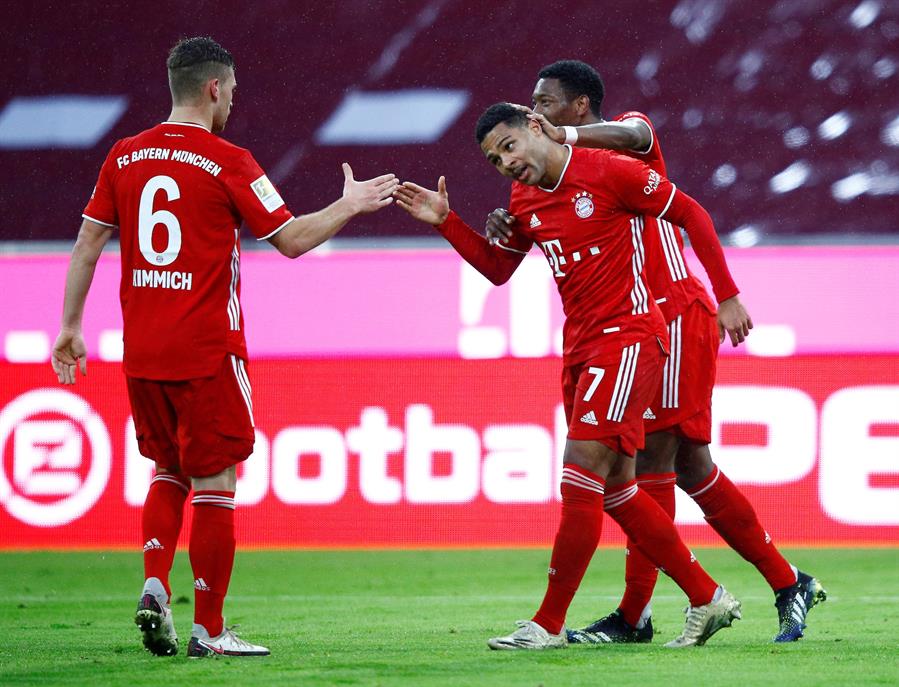 Jugadores del club alemán celebrando un gol