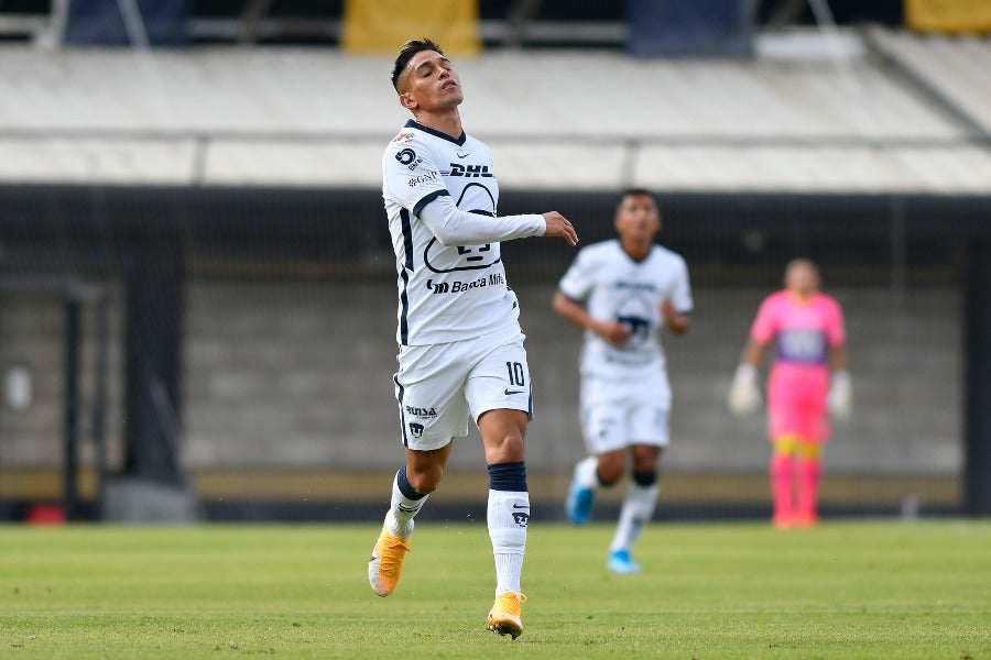 Favio Álvarez en un partido de Pumas Sub-20