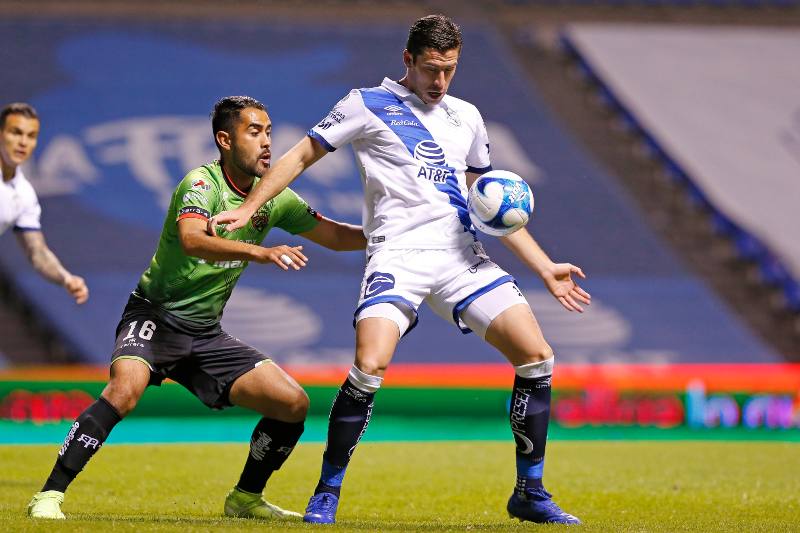 Puebla y Bravos en partido