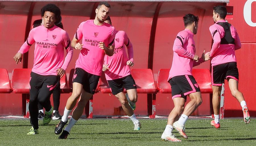 Sevilla se prepara para afrontar el compromiso ante Dortmund