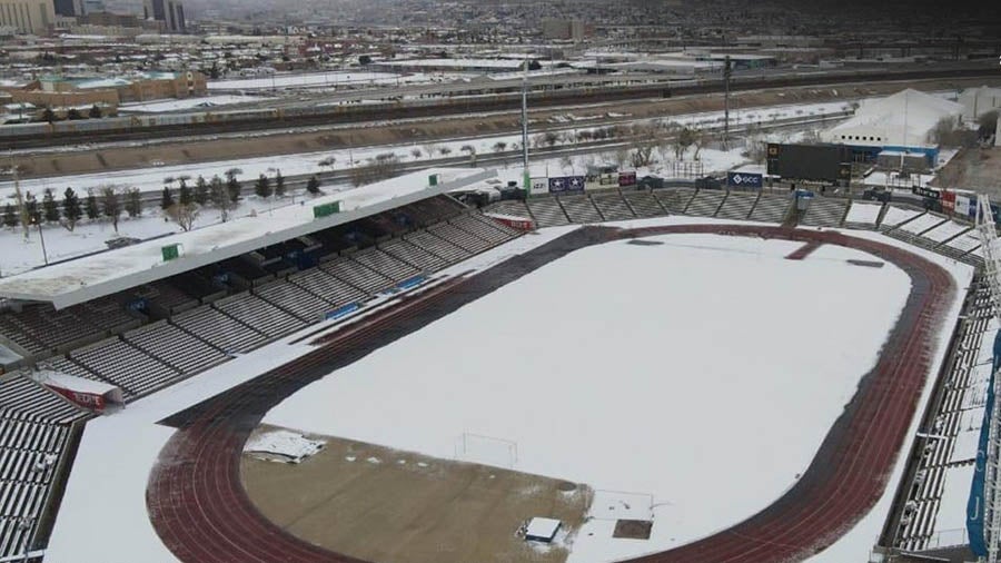 El Estadio Olímpico Benito Juárez tras fuerte nevada