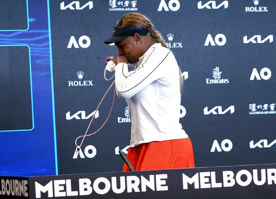 Serena Williams rompió llanto en conferencia de prensa