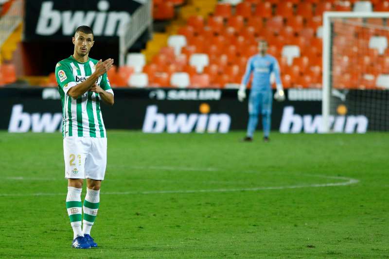 Guido Rodríguez jugando en LaLiga