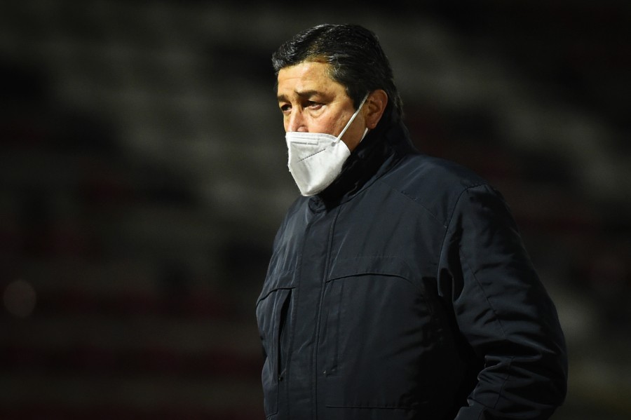 Luis Fernando Tena durante un partido con Juárez