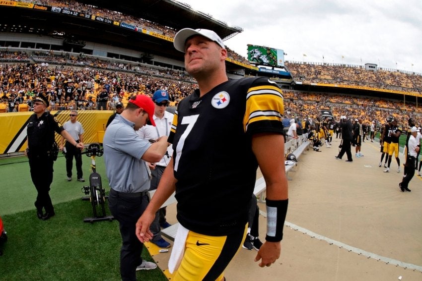 Ben Roethlisberger en un partido con los Steelers