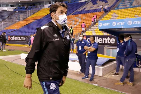 Nicolás Larcamon, DT del Puebla