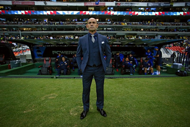 Paco Jémez durante un partido con Cruz Azul