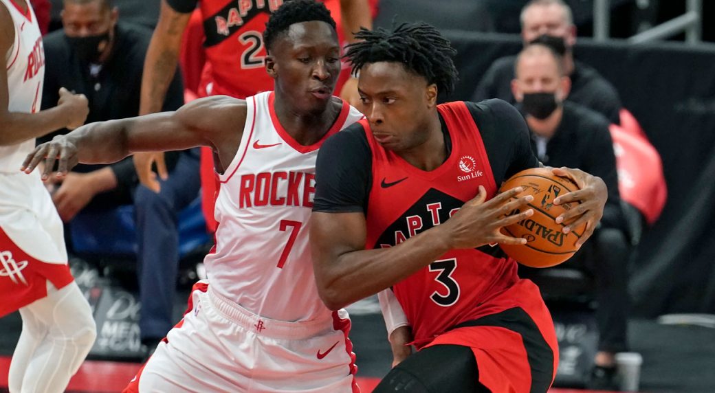 Acciones entre Rockets y Raptors