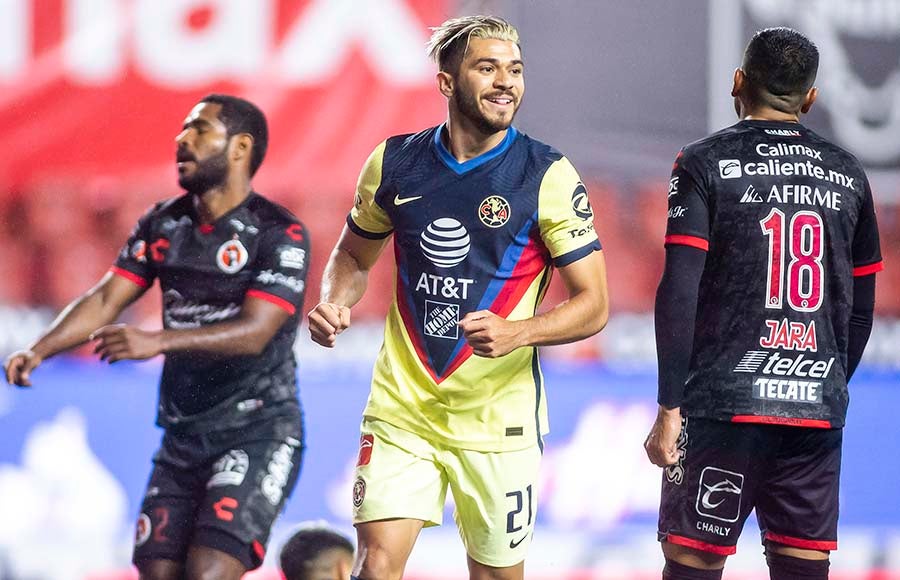 Henry Martín sentenció el juego con el segundo gol