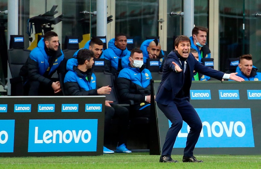 Antonio Conte en un partido del Inter de Milán