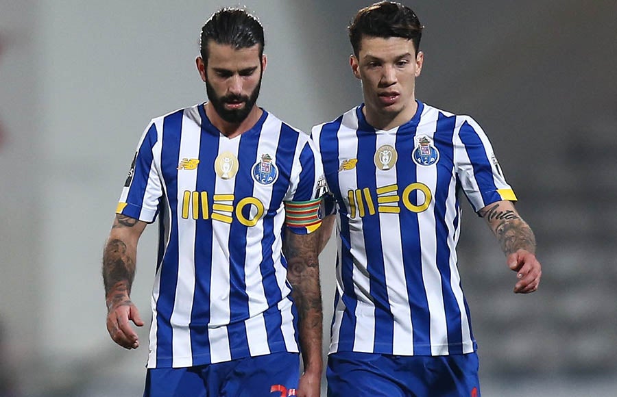 Sergio Oliveira y Mateus Uribe marcaron en la victoria del Porto