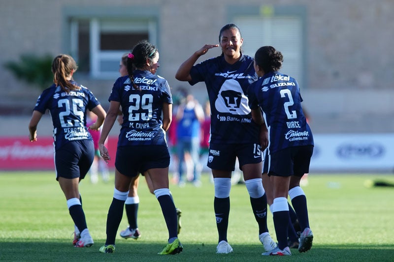 Marylin Díaz festeja su gol