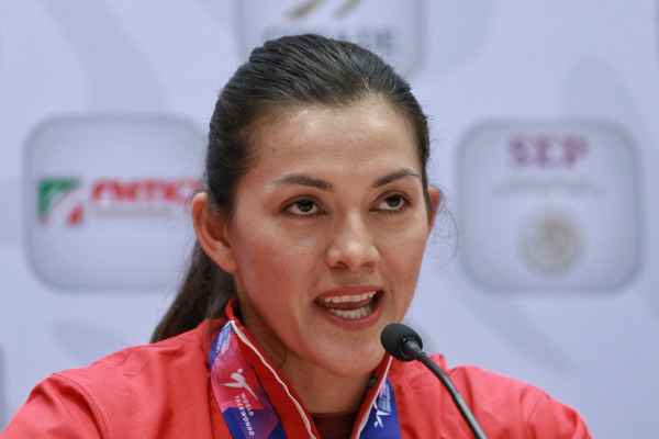 María del Rosario Espinoza en conferencia de prensa