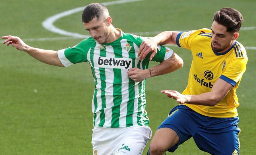 Guido en juego ante el Cádiz