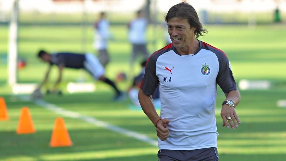 Almeyda durante su paso por Chivas