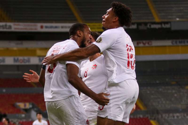 Canadá en celebración de gol