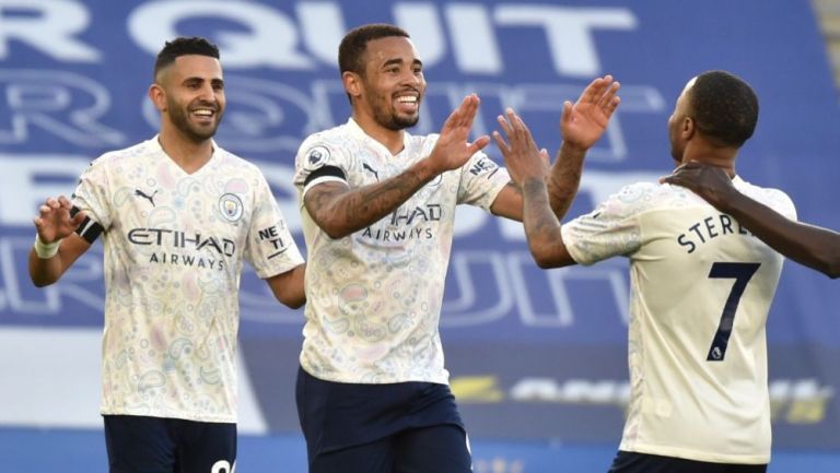 Jugadores del Manchester City celebrando el segundo a su favor 