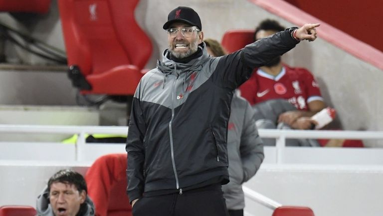 Jürgen Klopp durante un partido con Liverpool 
