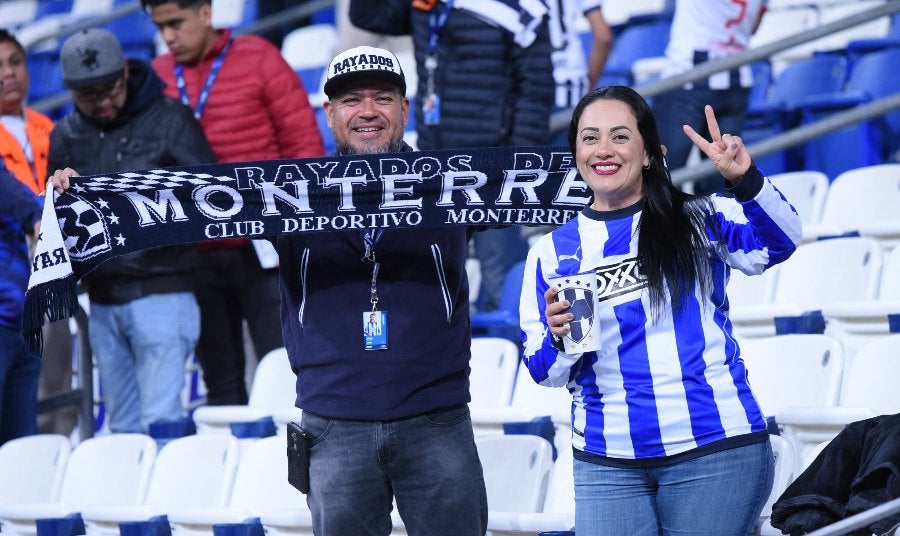 Afición de Rayados en el BBVA