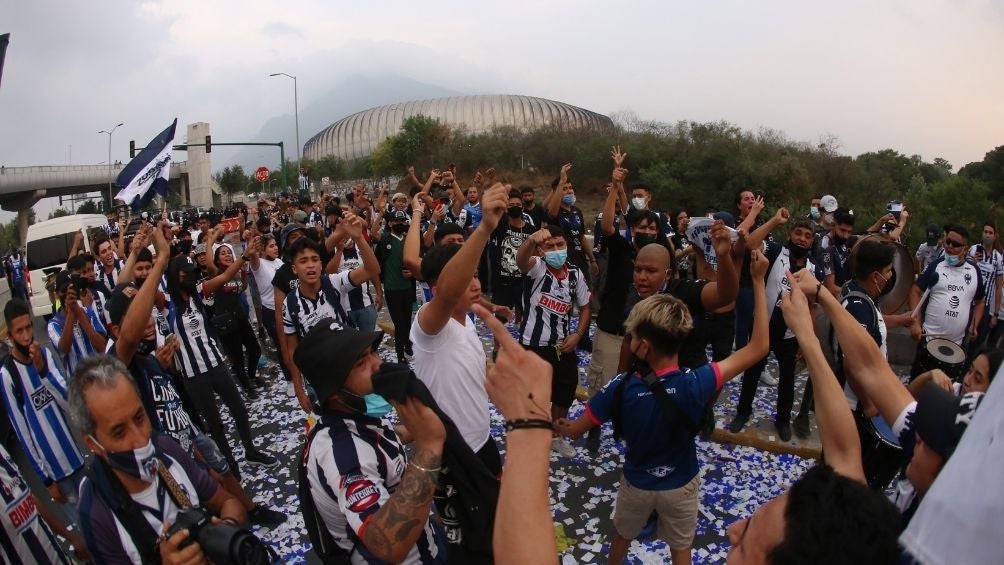 La afición de Rayados volvió al estadio 