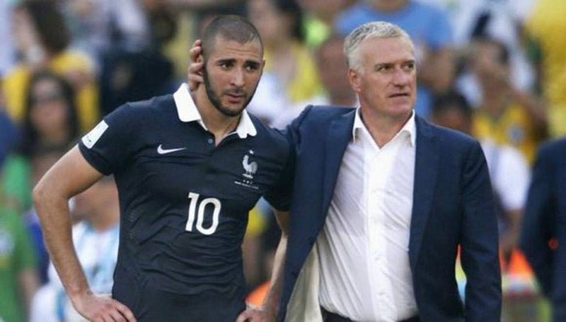 Karim Benzema y Didier Deschamps en un duelo de Francia 