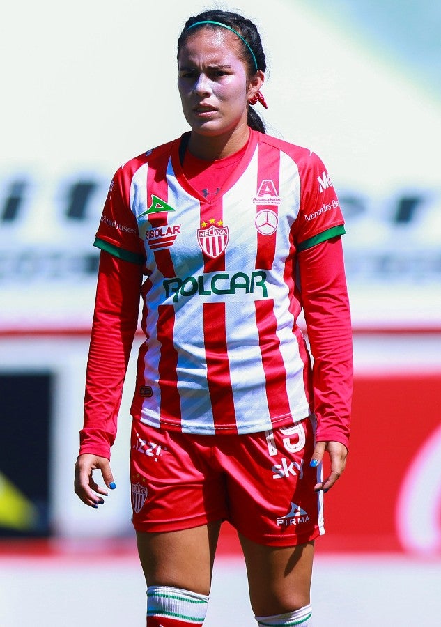 Alexandra Martínez durante un partido con Necaxa