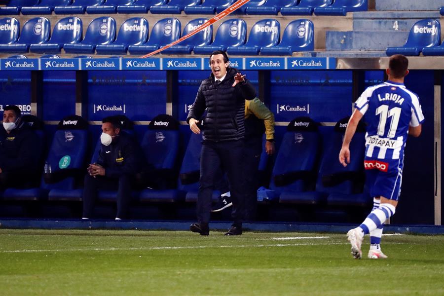 Unai Emery durante un partido con el Villarreal