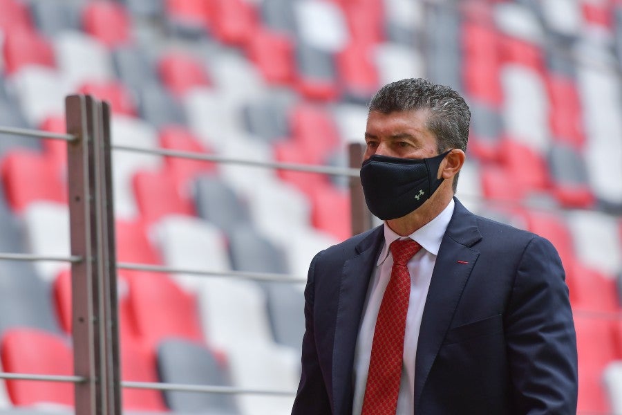 Chepo de la Torres durante un partido con Toluca