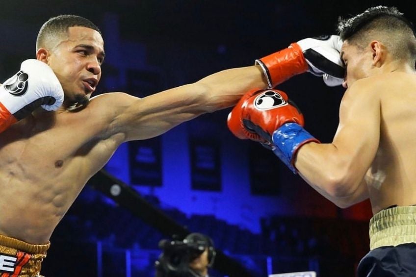 Verdejo durante una pelea de box