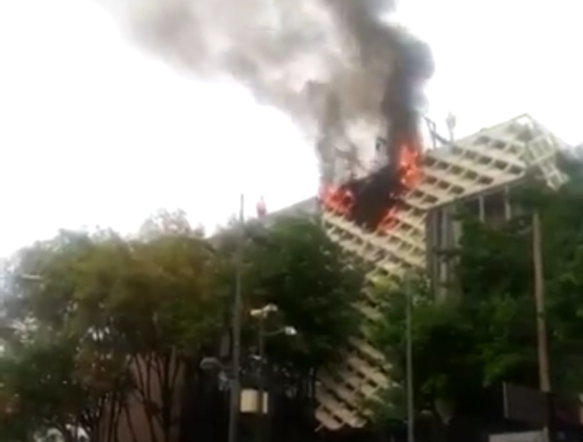 Un establecimiento comercial en Polanco sufrió un incendio