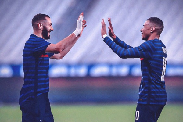Karim Benzema y Kylian Mbappé con la selección francesa