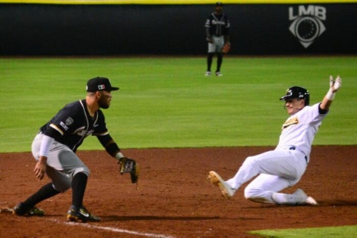 Pericos venció 16-9 a los Guerreros