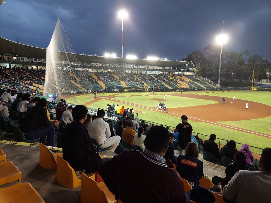 La afición regresó al Estadio Hermanos Serdán