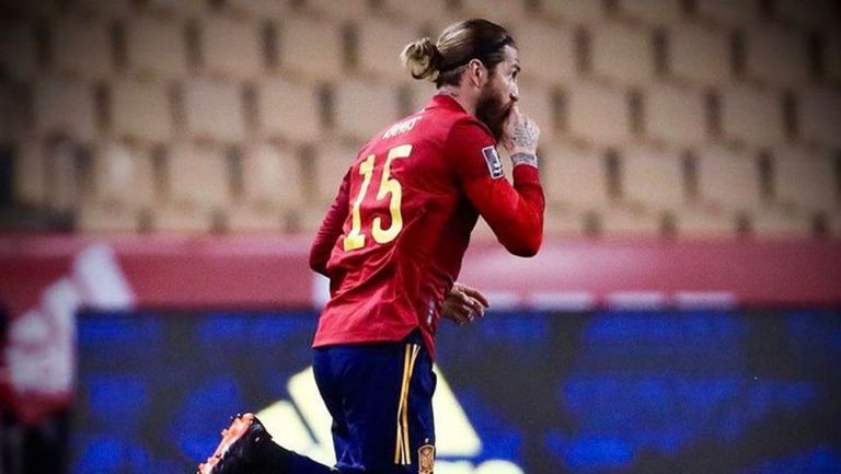 El capitán español en un partido con la selección 