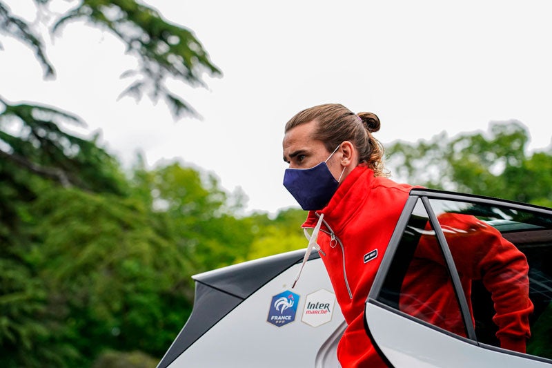 Griezmann llegando a la sede de la selección francesa