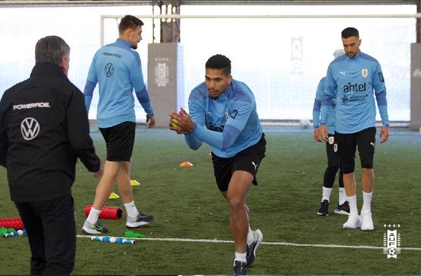 Jugadores de la selección uruguaya en el quinto entrenamiento